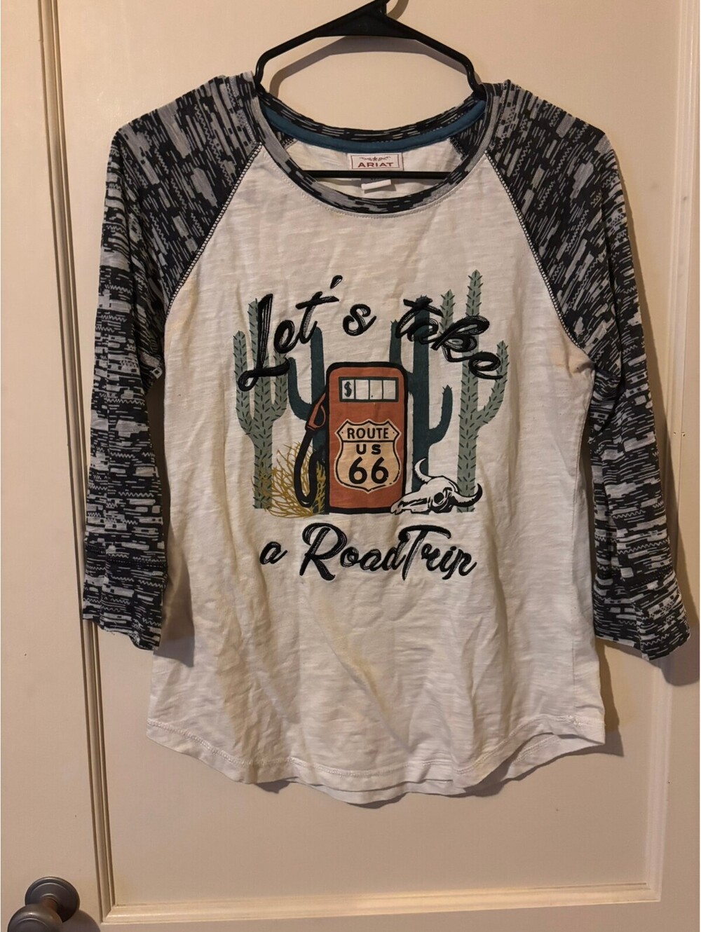 Ariat Let's Take a Road Trip raglan tee Small